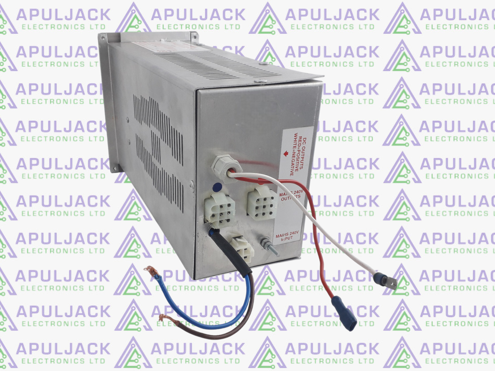 Plug In Systems ESM4 Fuseboard with Integrated Charger