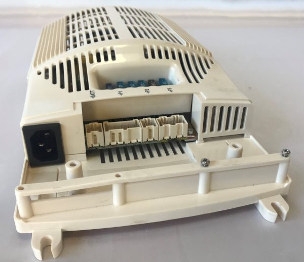 Dometic SMP190.01 Transformer/Charger Unit - Image 7
