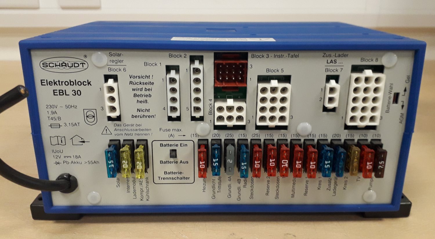 Schaudt/Lippert EBL 30 Fuseboard with Integrated Charger