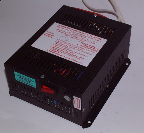 Plug In Systems KT12SM Battery Charger - Image 4