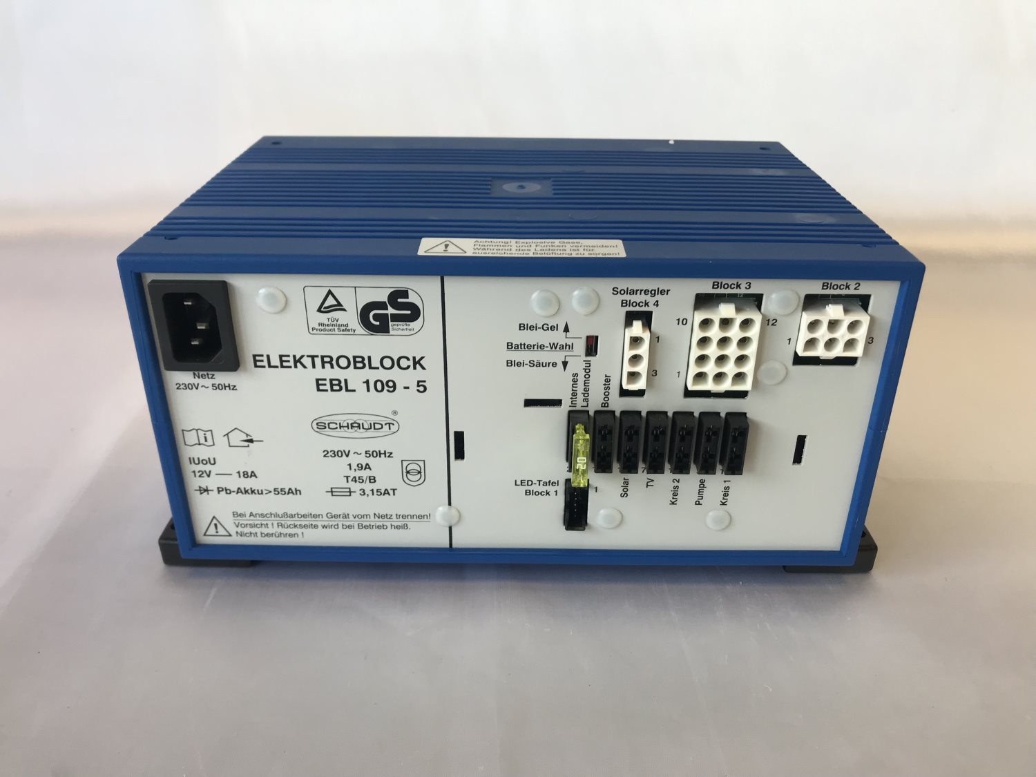 Schaudt/Lippert EBL 109 Fuseboard with Integrated Charger