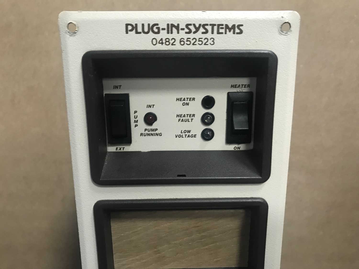Plug In Systems PMS6 Fuseboard with Integrated Charger