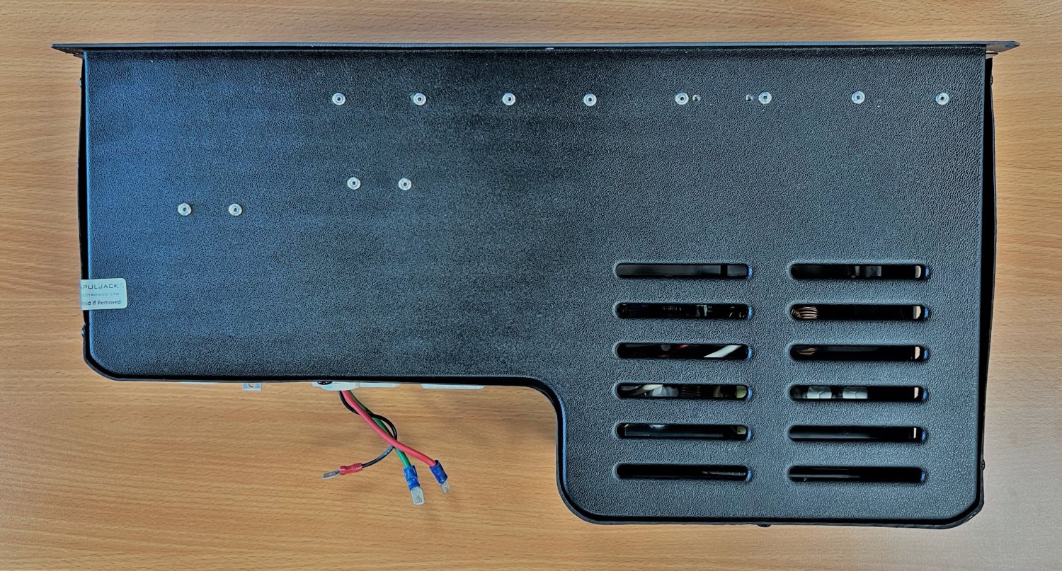 Plug In Systems PMS7 Fuseboard with Integrated Charger