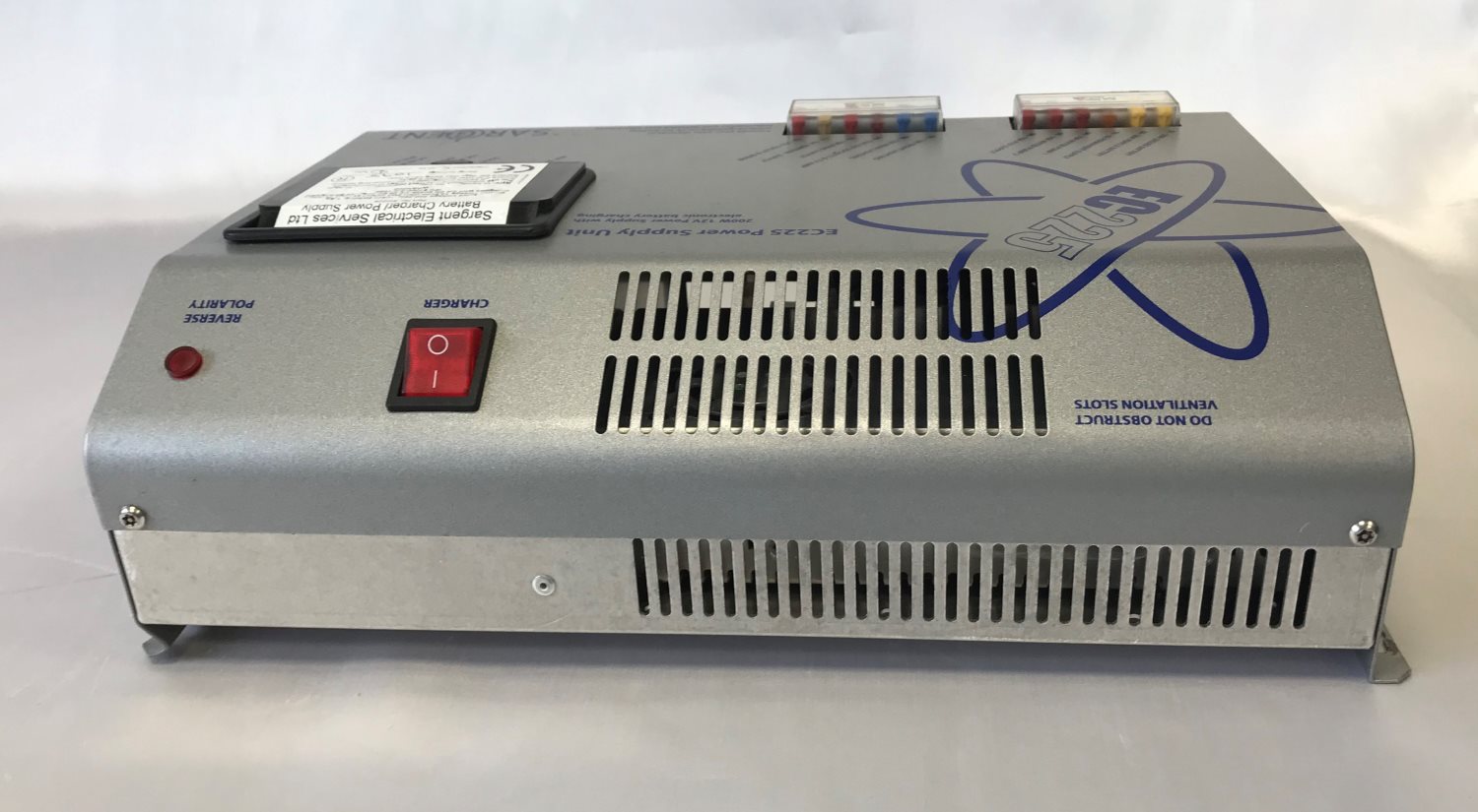Sargent EC225 Fuseboard with Integrated Charger
