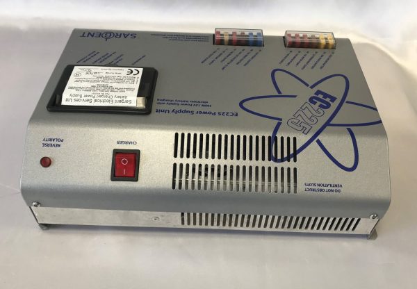 Sargent EC225 Fuseboard with Integrated Charger - Image 3