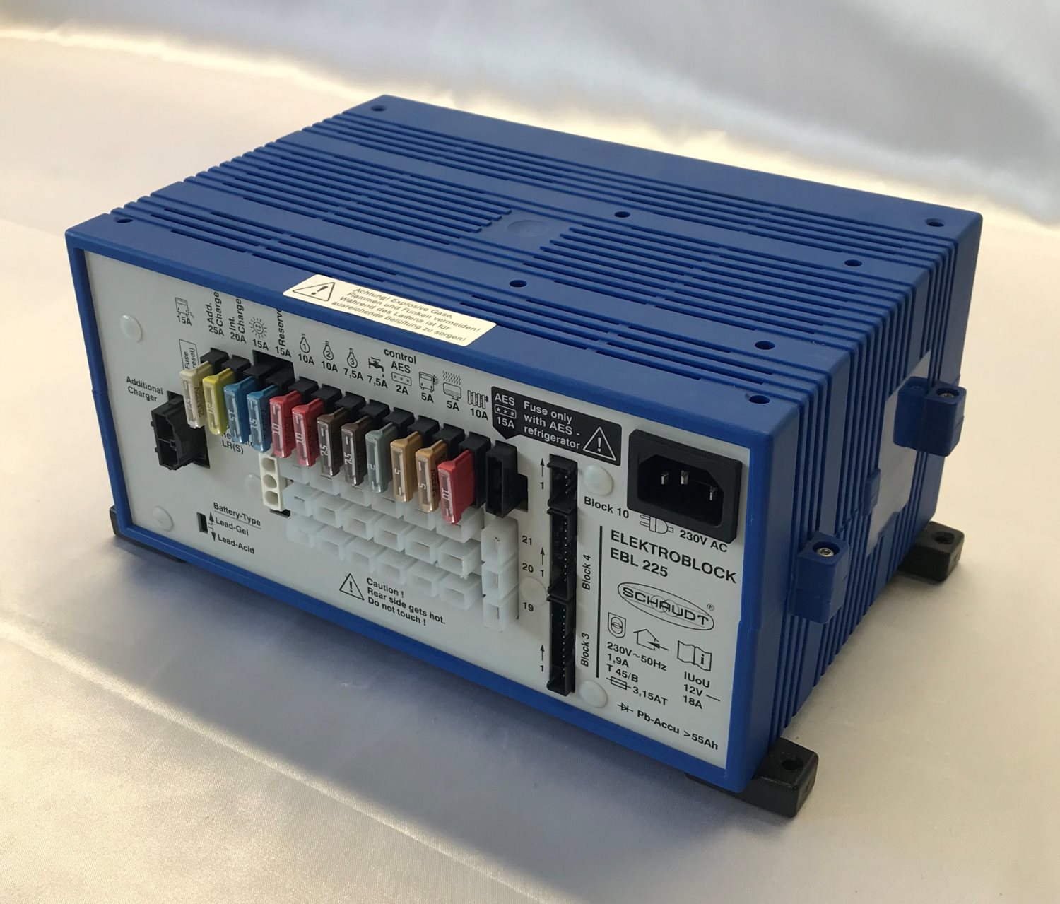 Schaudt/Lippert EBL 225 Fuseboard with Integrated Charger