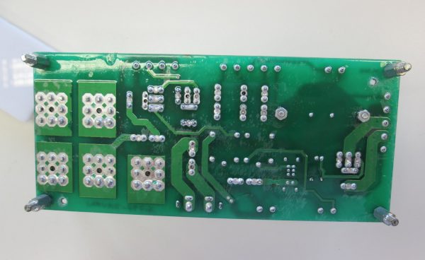 Pilote PLT01-12V Fuseboard - Image 2