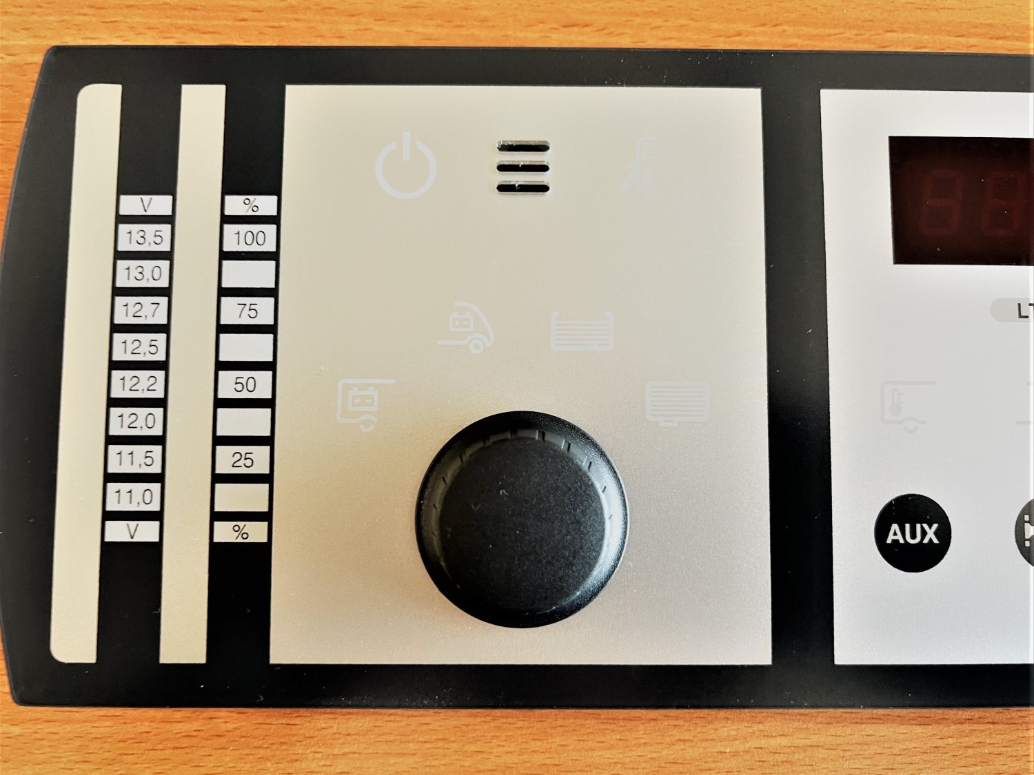 Schaudt/Lippert LT 72 Control Panel