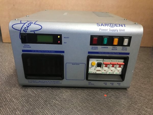 Sargent EC445 Fuseboard with Integrated Charger