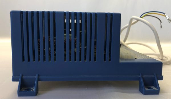 Schaudt/Lippert CSV410 Fuseboard with Integrated Charger - Image 3