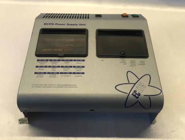 Sargent EC175 Fuseboard With Integrated Charger - Image 2