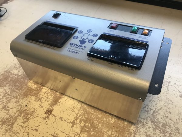Sargent EC652 Fuseboard with Integrated Charger - Image 3