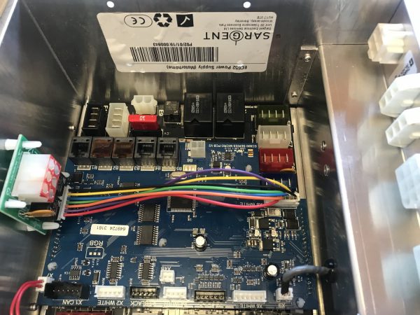 Sargent EC652 Fuseboard with Integrated Charger - Image 4