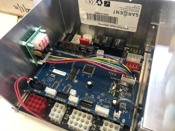 Sargent EC652 Fuseboard with Integrated Charger - Image 5
