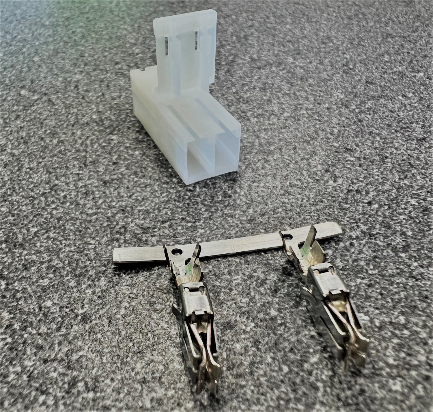 Reich Ebox1/Ebox Plus Connector and Female Crimps