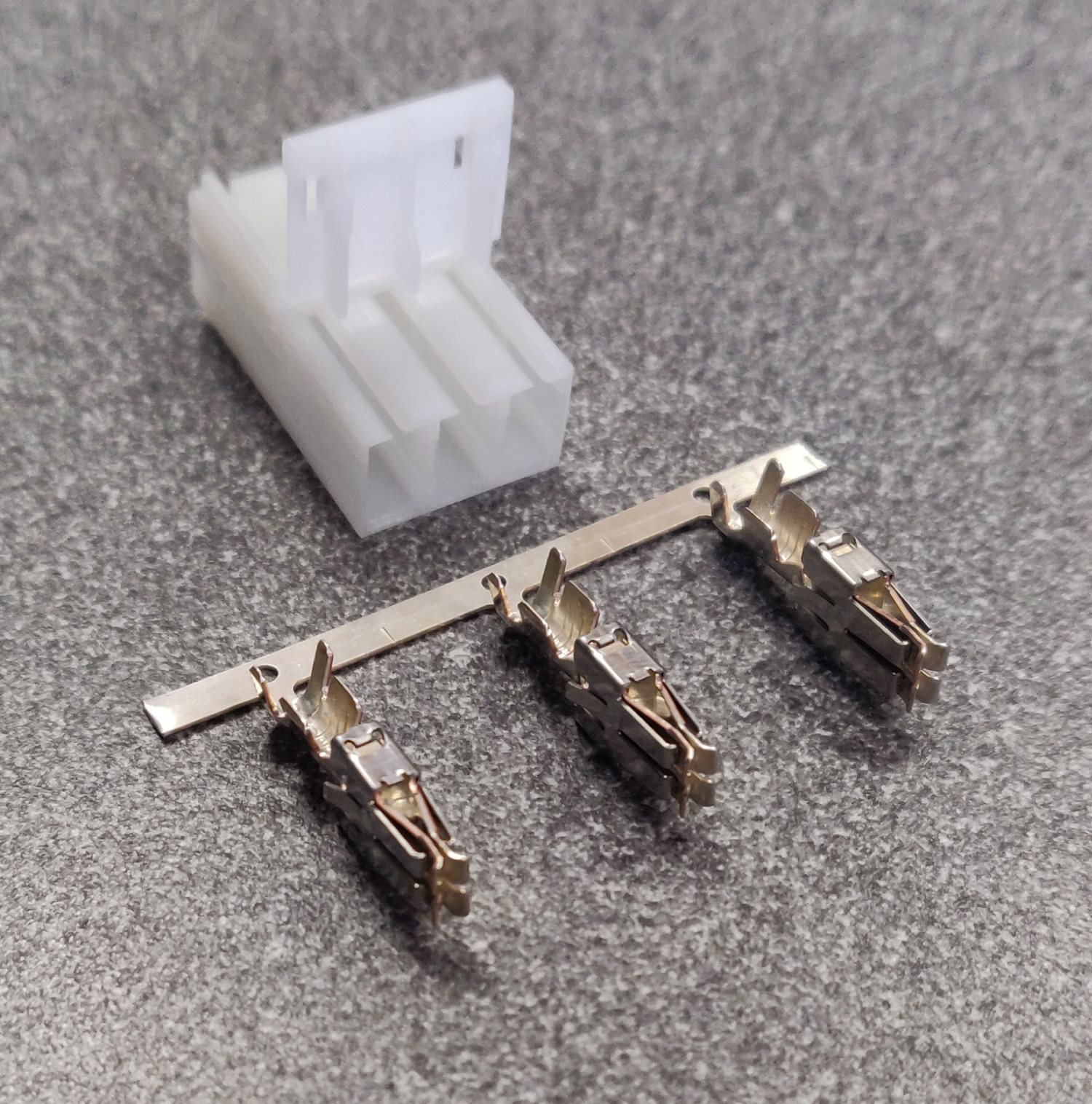 Reich Ebox1/Ebox Plus Connector and Female Crimps