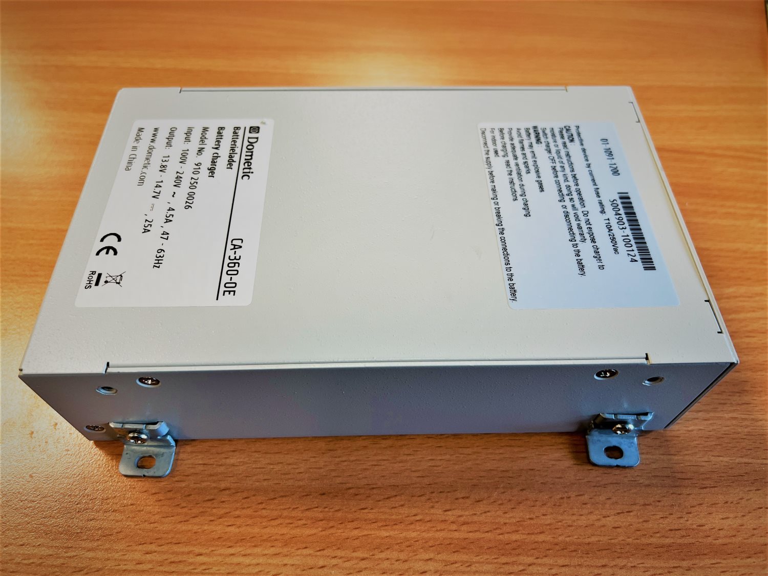 Dometic CA-360-OE Battery Charger