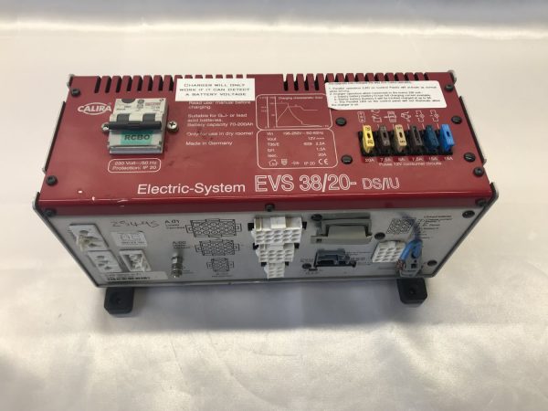 Calira EVS 38/20 Fuseboard with Integrated Charger - Image 4